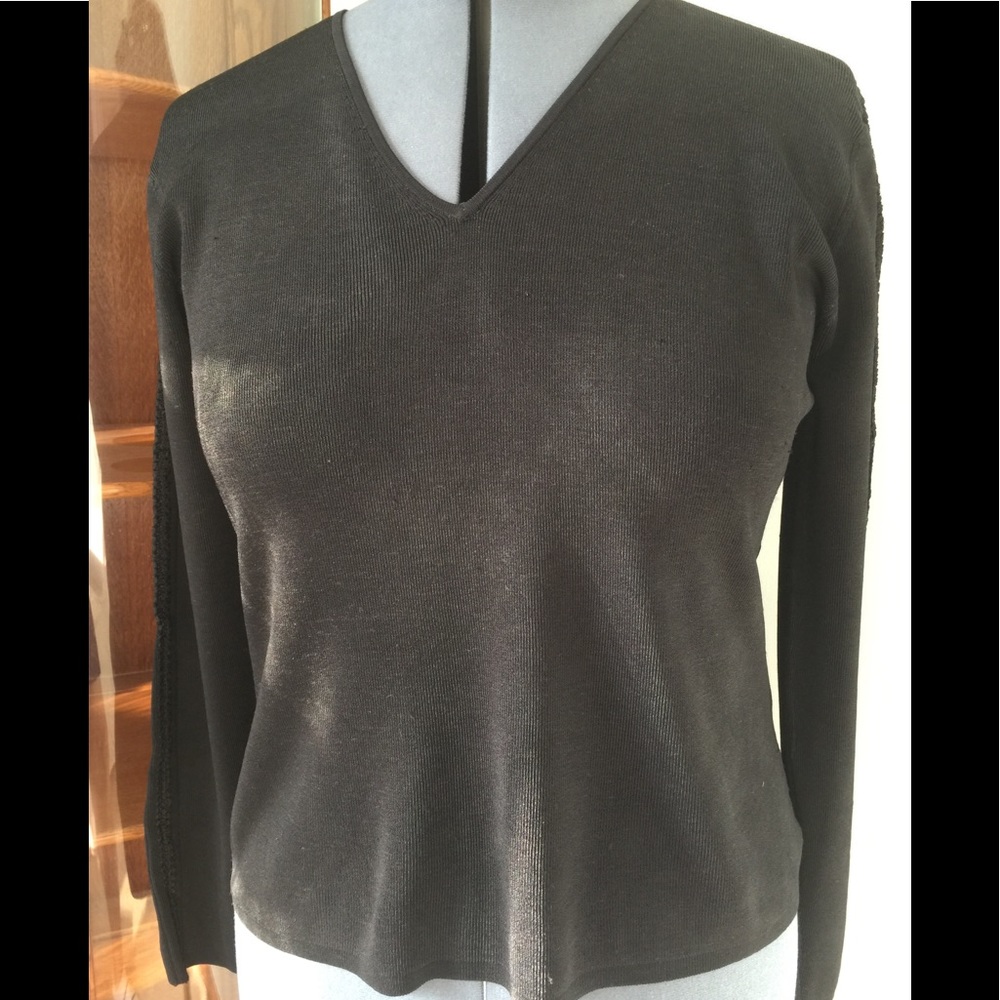 Identity by Lord & Taylor black double knit V neck